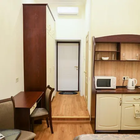 Nr. 8 Aparthotel Odesa