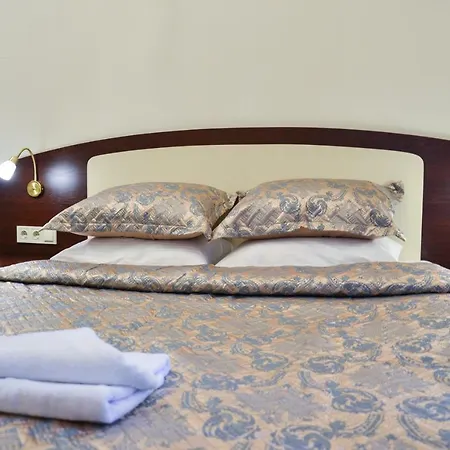 Aparthotel Nr. 8 *